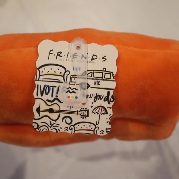 FRIENDS 10" PIVOT COUCH Plush Squeak Dog Toy. New with Tags - Picture 2 of 2